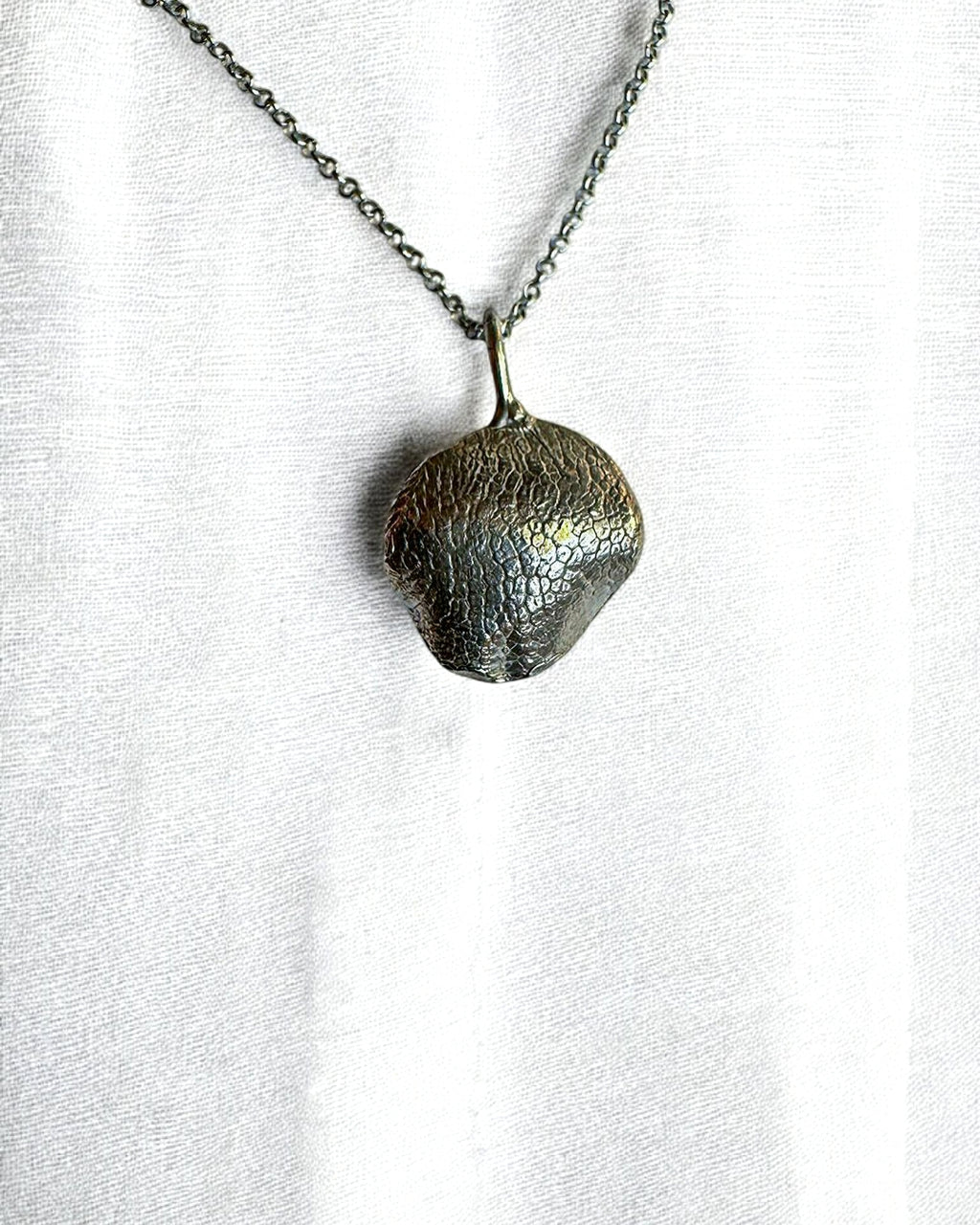 Gyvūno ir žmogaus atspaudo pakabuko rinkinys